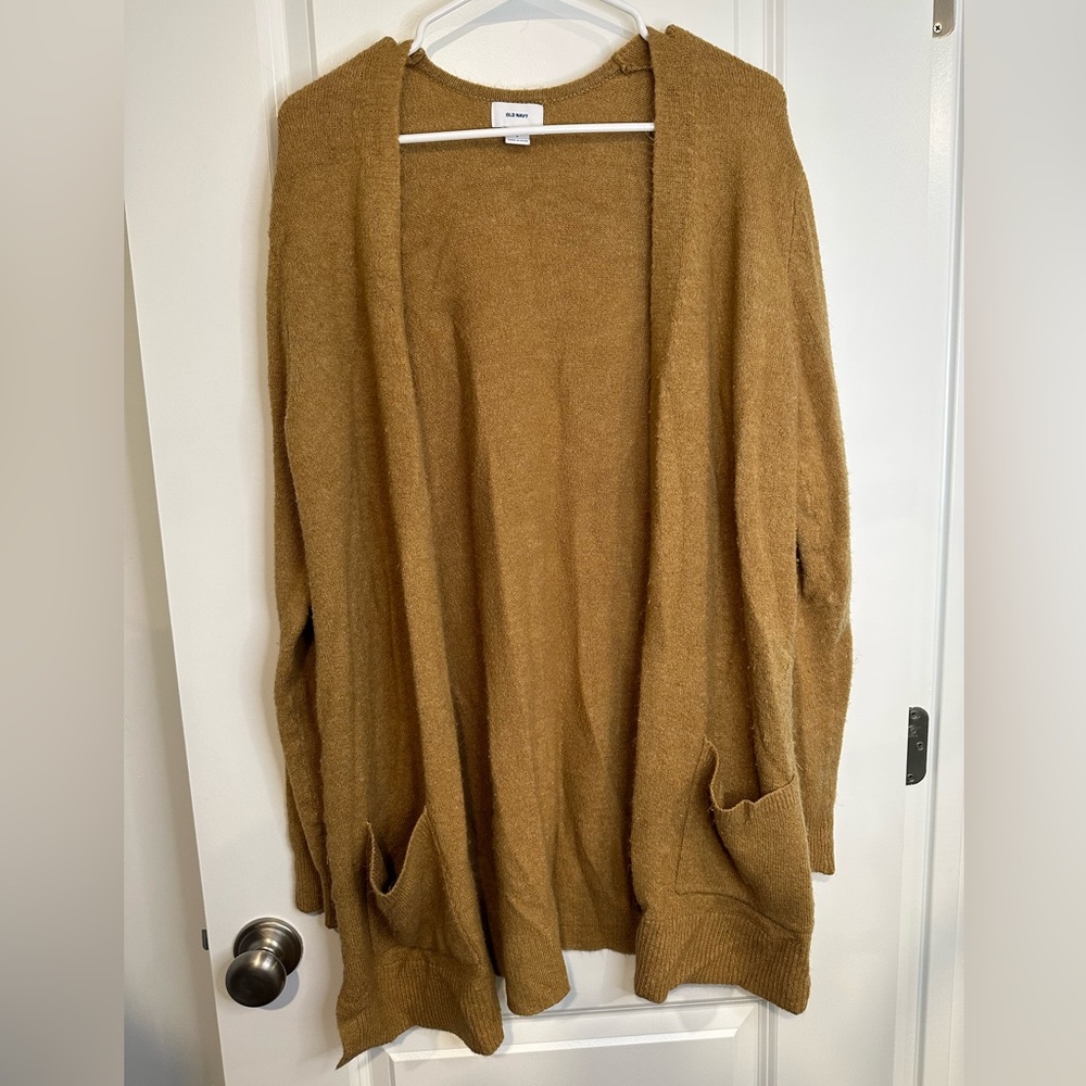 Tan long sleeve cardigan